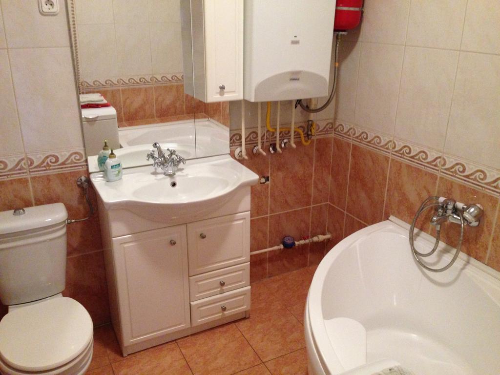 Kristaly Apartman Eger Exteriör bild
